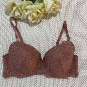 B Luxe Lace Padded Bra in Rich Brown